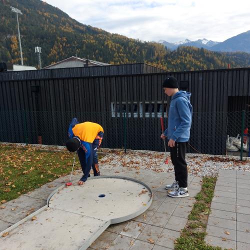 Klasse 3b: Vielfalt in Blockturnen