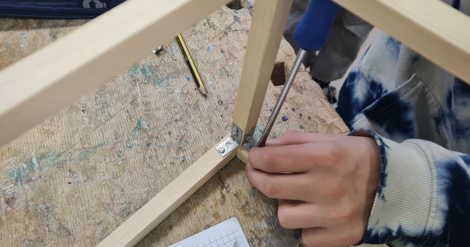 Design und Bau einer Lampe aus Holz
